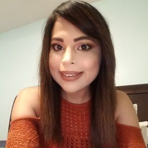 Meet your Posher, Ileana